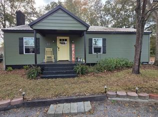 115 Charleston Ave, Batesburg, SC 29006
