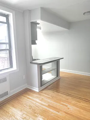 Rented by Chana Ofek, LREB | media 26