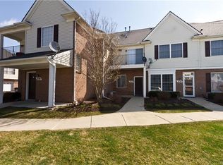 3132 Kneeland Cir, Howell, MI 48843