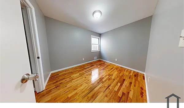 245 Lockman Ave #1 — Photo 4