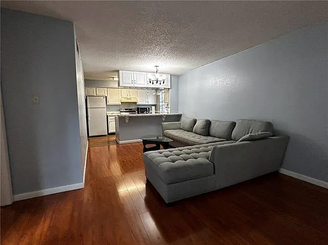 2928 Manhattan Blvd #164 — Photo 5