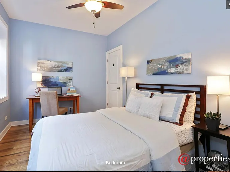 1430 N Maplewood Ave #302 — Photo 5