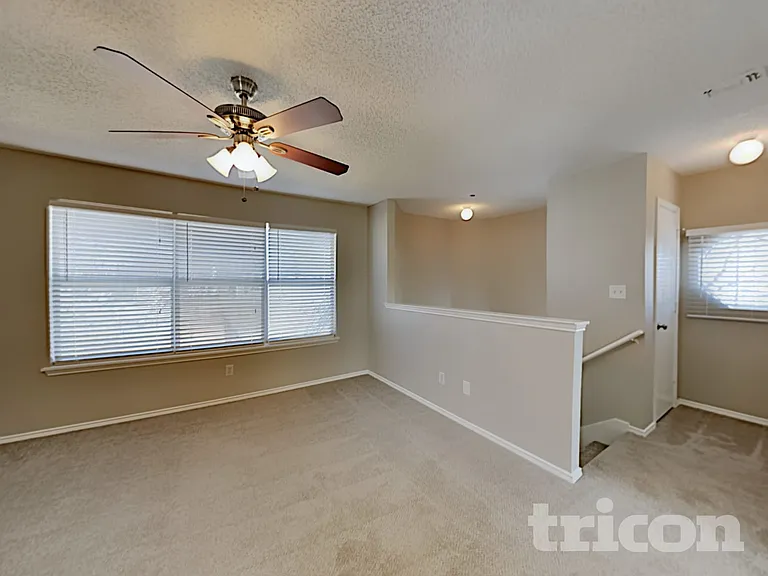 813 Indigo Ter — Photo 13
