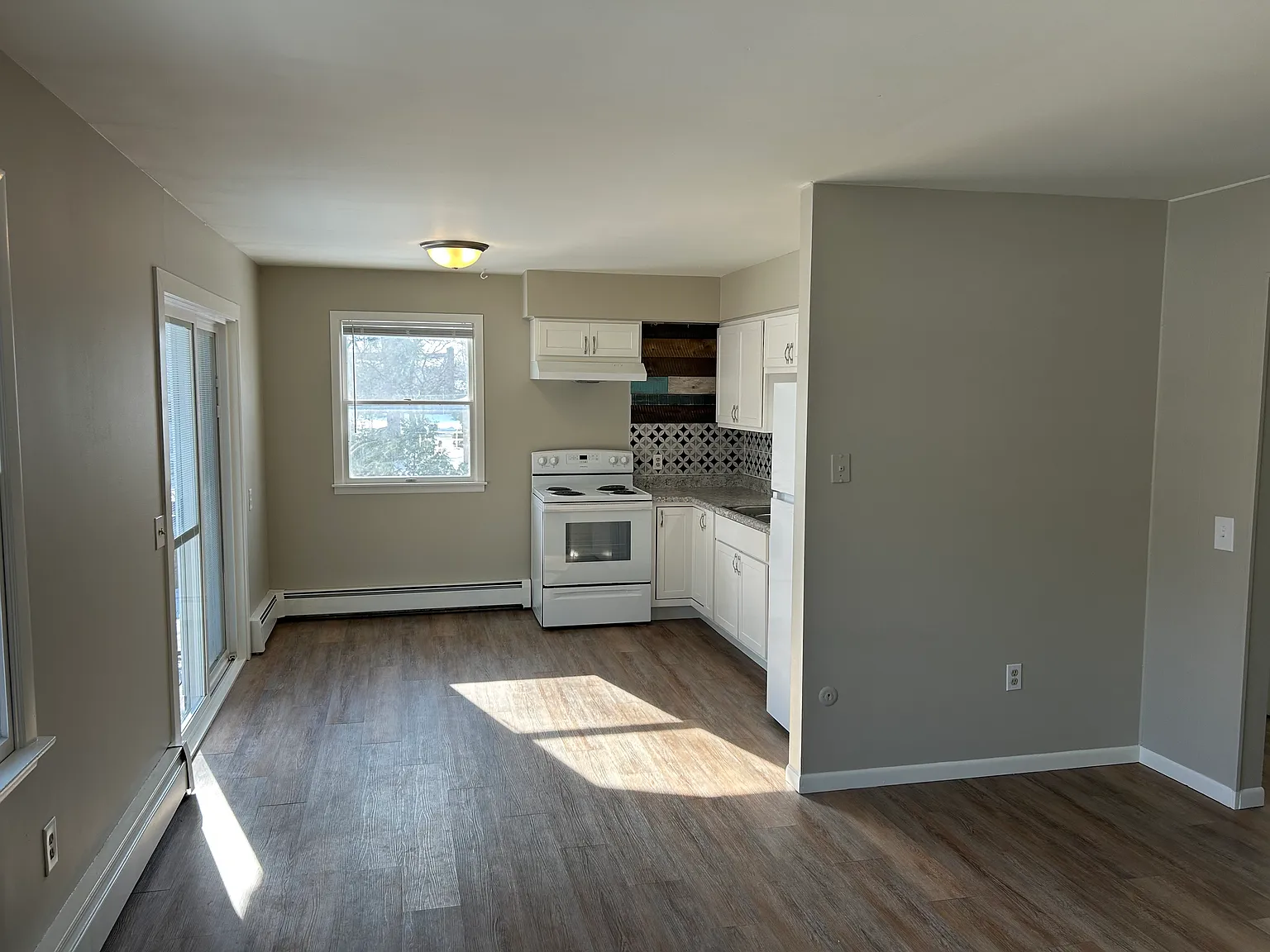2 bed, 780 sqft, $1,500 — Photo 2
