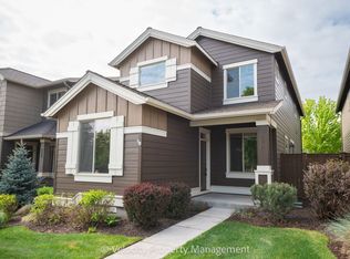 20797 NE Sierra Dr, Bend, OR 97701