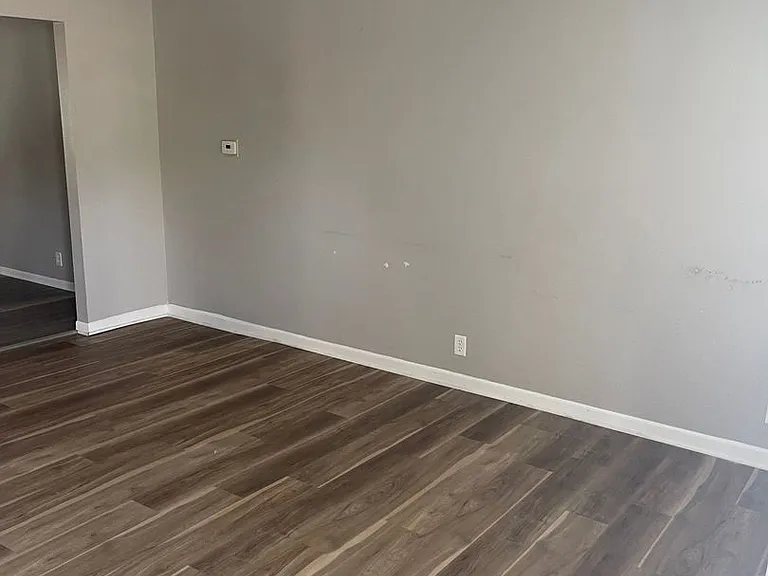 Heritage Apartments — Photo 20