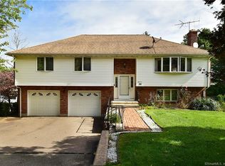 96 Woodside Dr, Wethersfield, CT 06109