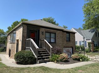 1853 S 50th St #1, Lincoln, NE 68506