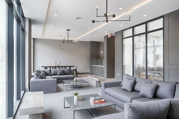 Rented by Zjama Realty Corp | media 10