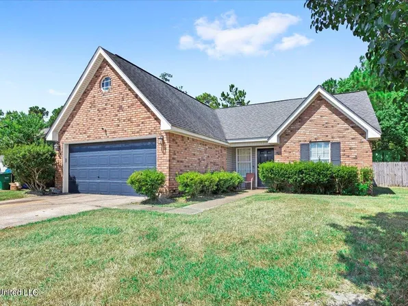 25 Heather Ln, Gulfport, MS 39503