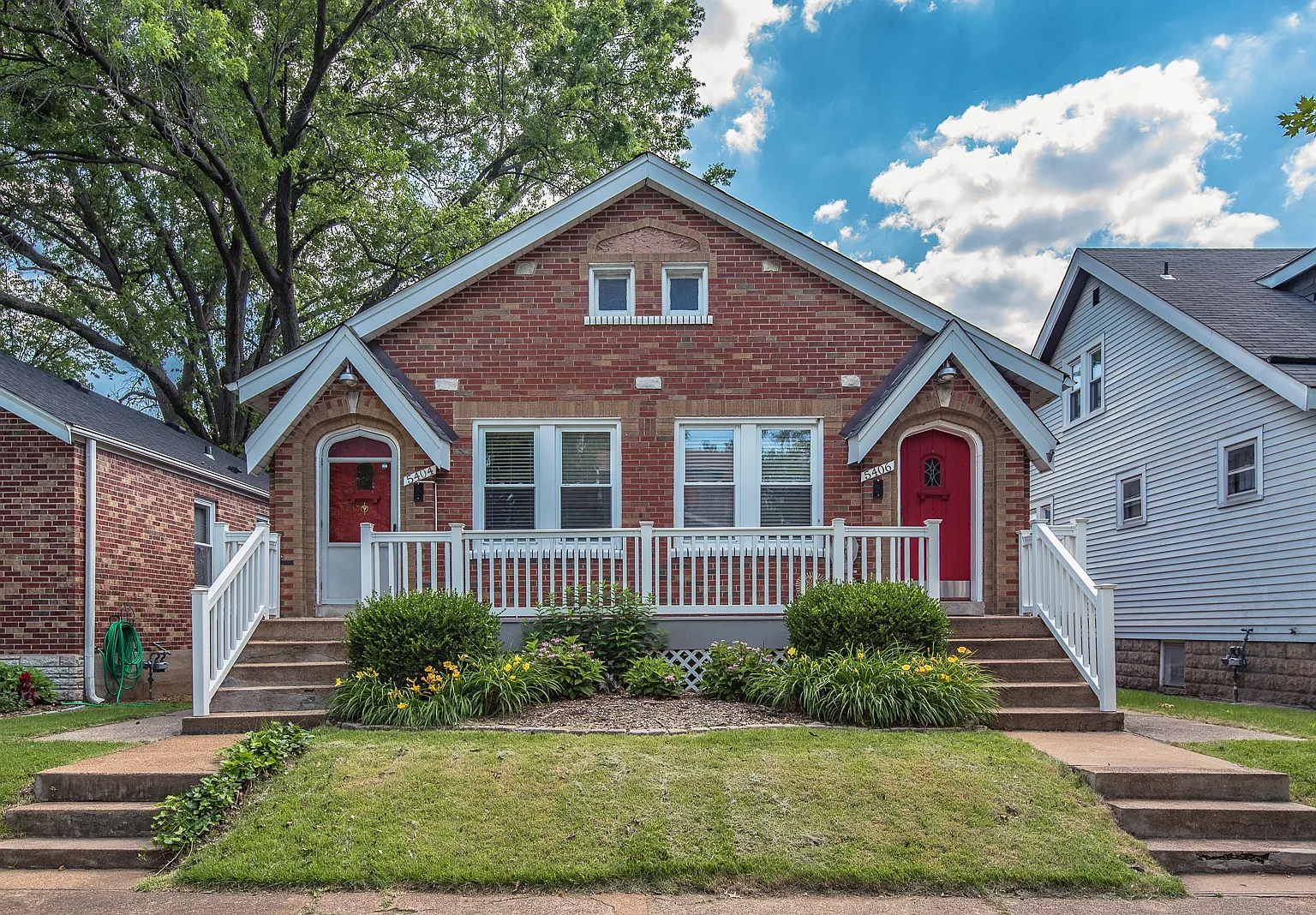1 bed, 1.5 bath, 1000 sqft, $1,350 — Photo 1