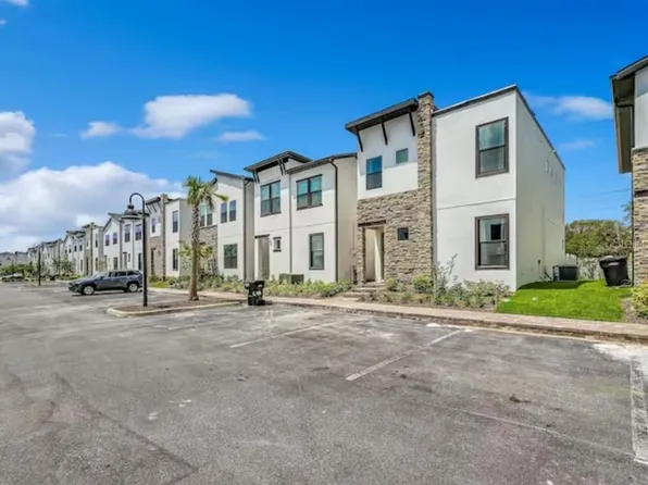 244 Villa Domani Cir, Davenport, FL 33896