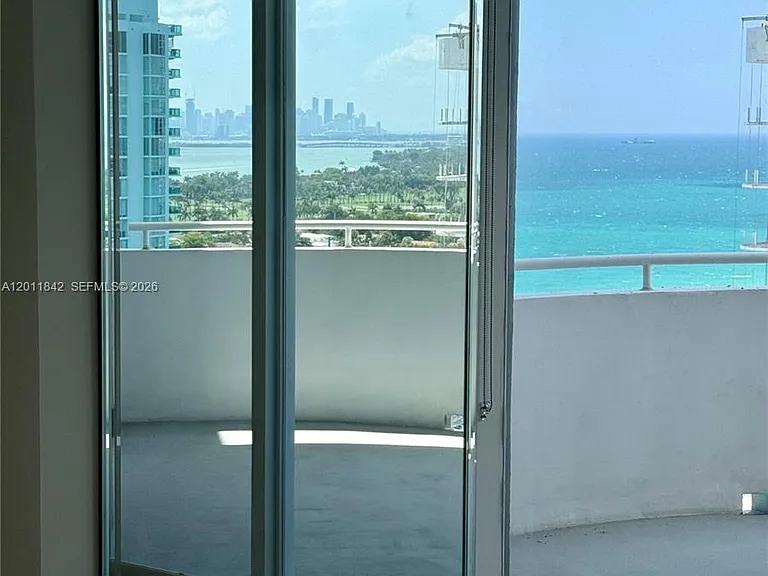 6301 Collins Ave #2203 — Photo 12