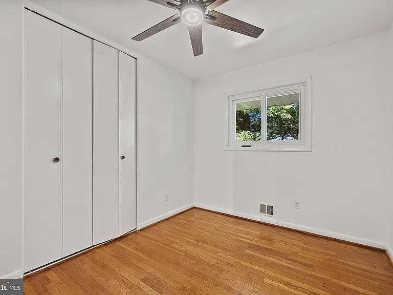 6523 Kerns Rd — Photo 13