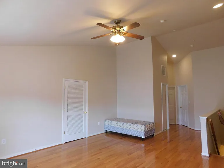 724 Ridgemont Ave — Photo 10