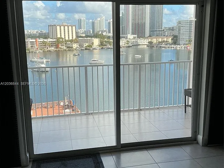 400 Golden Isles Dr #55 — Photo 15