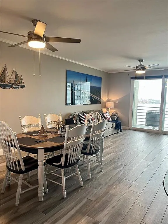 2 bed, 2.0 bath, 1145 sqft, $3,000 — Photo 3