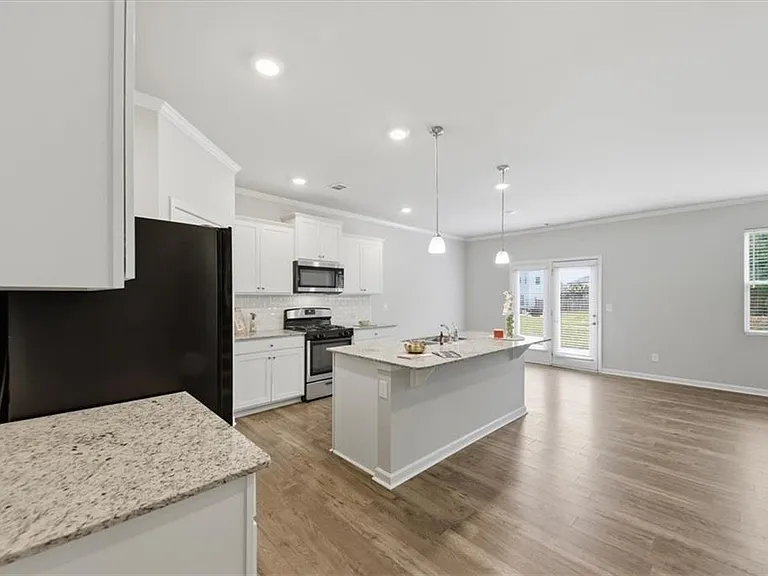 250 Sweet Bay Ln — Photo 11