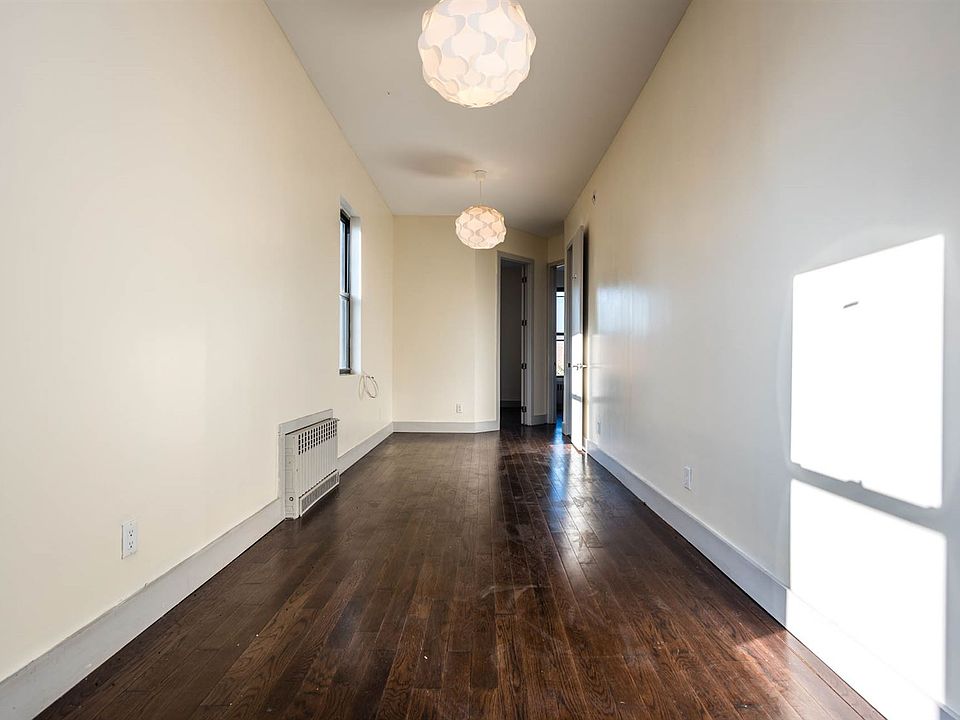004_26_wilson_avenue_2r-6