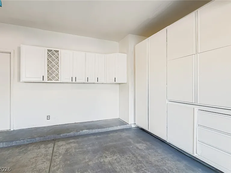 3217 Symphony Dr — Photo 22