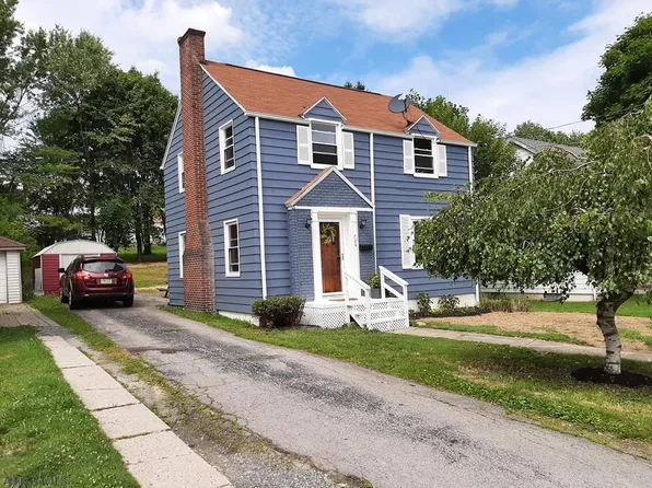 704 E High St, Ebensburg, PA 15931