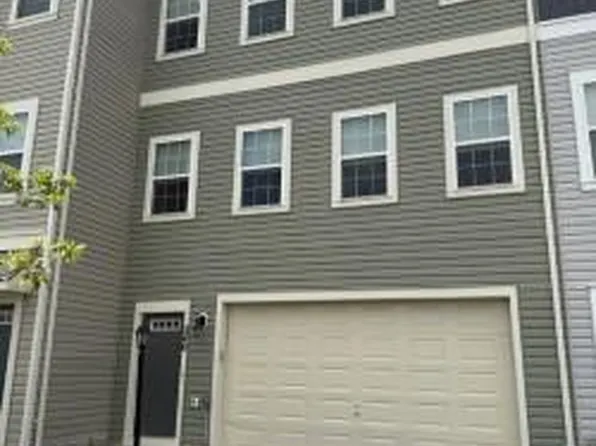 240 Parkland Dr, Stephenson, VA 22656