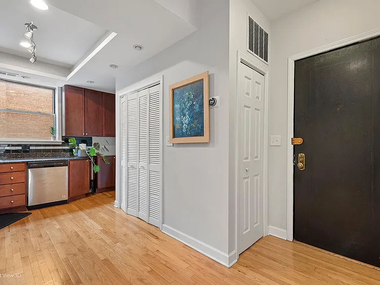 1522 W Fargo Ave #2N — Photo 15