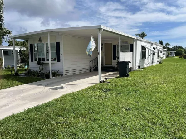15 La Costa Lane, Port St Lucie, FL 34952