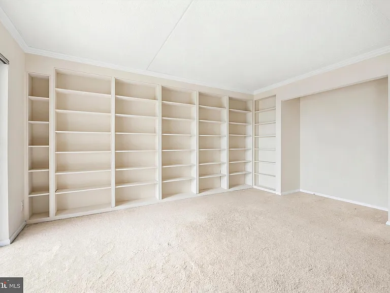 21328 Valley Forge Cir #1328 — Photo 9