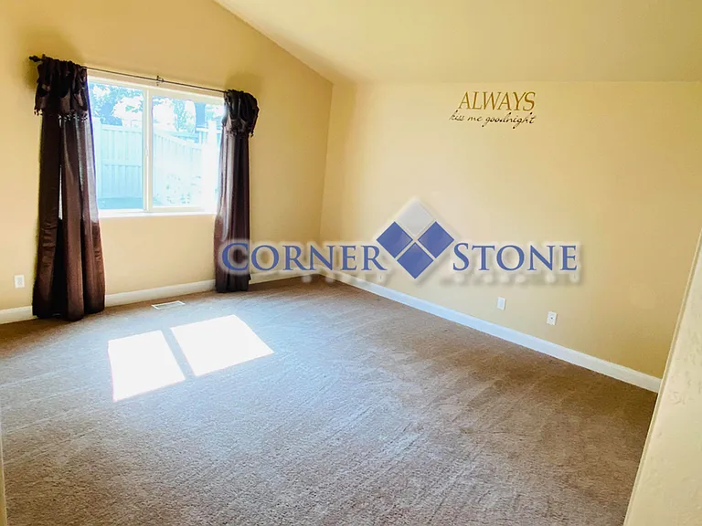 1764 Ridge Way — Photo 17