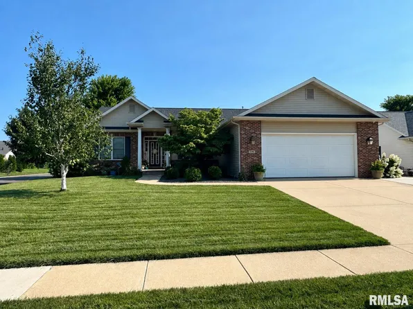 5300 Crane Dr, Springfield, IL 62711