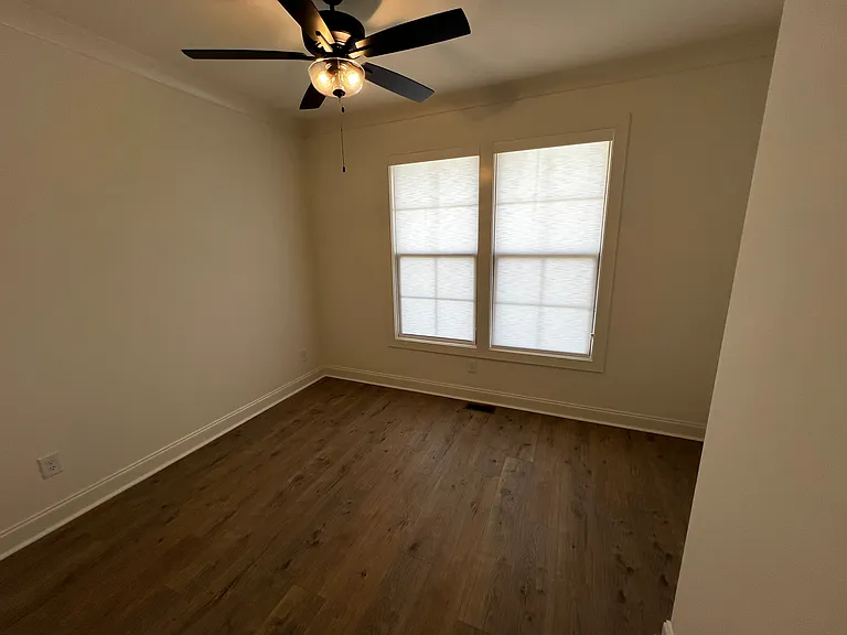 129 Stewarts Landing Dr — Photo 10