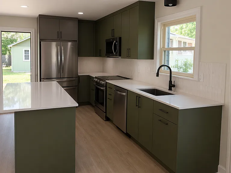 1101 Brenda Ct — Photo 2