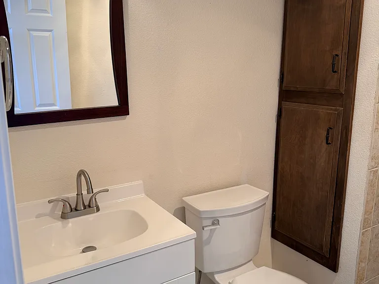 2126 Kingston Dr — Photo 9