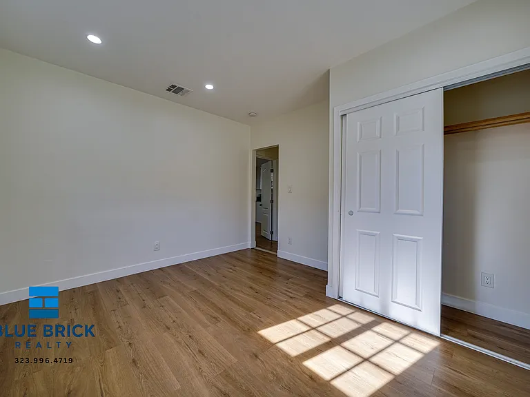 6182 Yolanda Ave — Photo 10