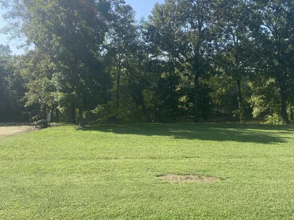 390 Duck Blind Rd, Clifton, TN 38425