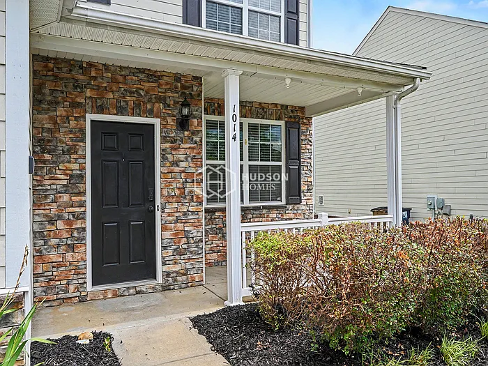 1014 Yellow Bee Rd — Photo 3