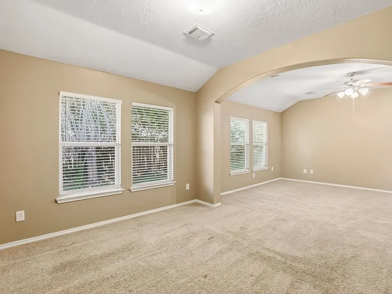 9618 Red Rugosa Dr — Photo 22