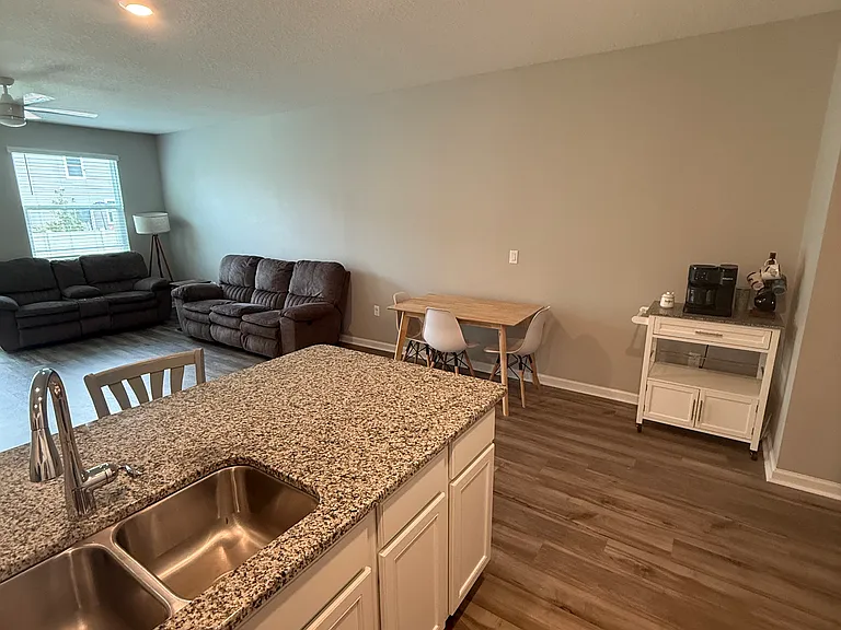 156 Great Star Ct — Photo 5