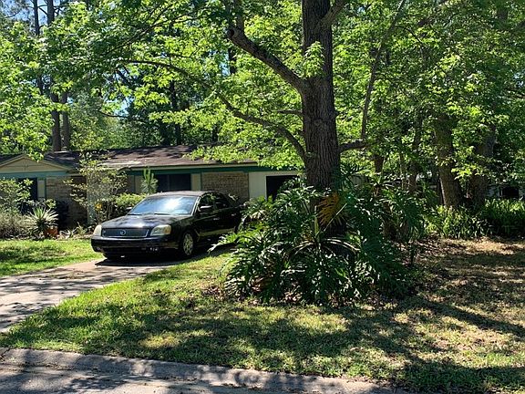 2nd image of 2703 Tina Ln