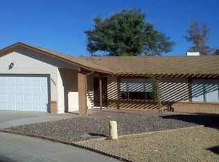 2920 E Michelle Dr, Phoenix, AZ 85032