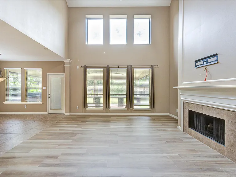 22122 Shady Heath Ln — Photo 16