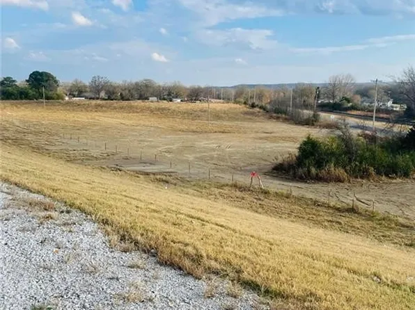 E Delaware St, Sallisaw, OK 74955