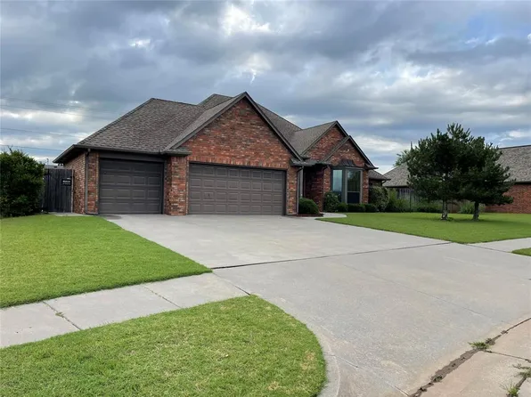 1311 Fairfax Ln, El Reno, OK 73036
