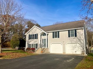 4 Bailin Cir, North Grafton, MA 01536