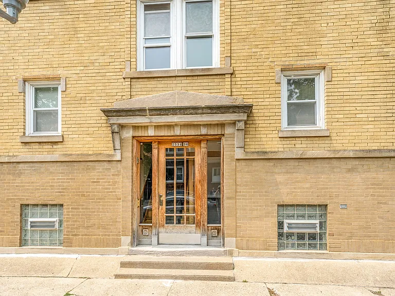 2536 N Lavergne Ave #2N — Photo 8