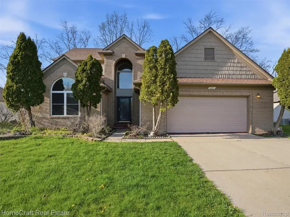 4687 Sycamore Dr, Ypsilanti, MI 48197