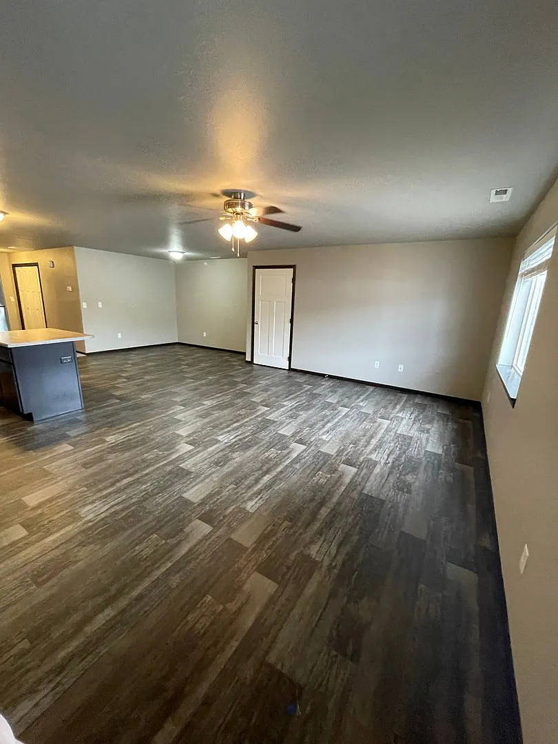 7051 Freedom Ln — Photo 2