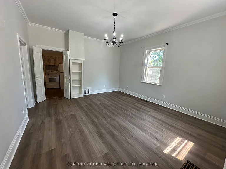 349 Eagle St — Photo 5
