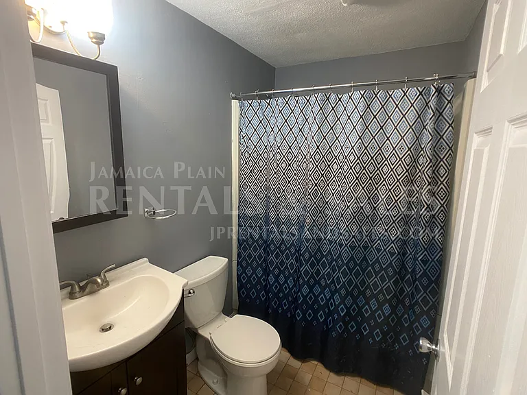 15 Pinedale Rd #4 — Photo 8